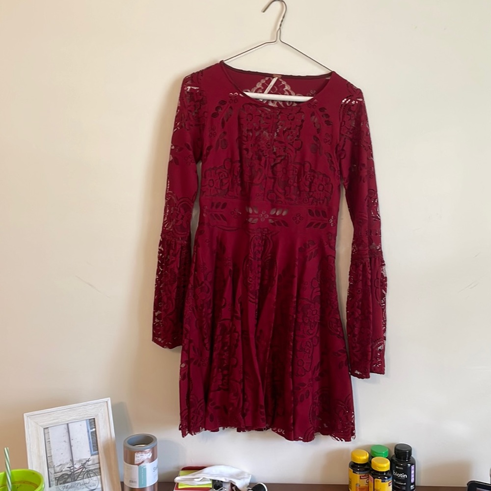 Lace long sleeve red dress